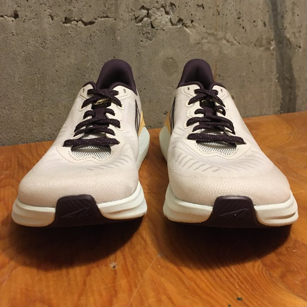 ALTRA EXPERIENCE FORM Womens Running Shoes Size 8.5 TAUPE NO BOX EUC